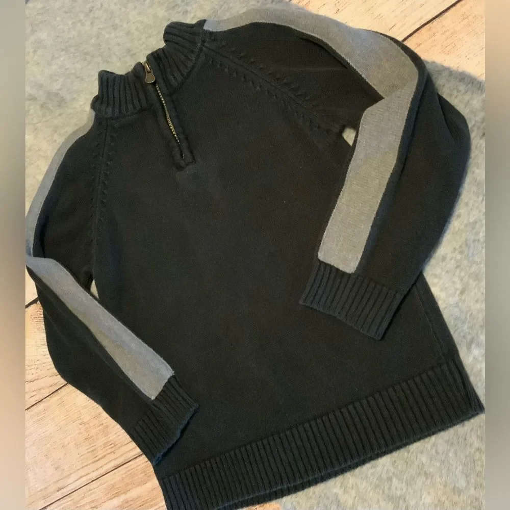OshKosh B'gosh Kids Black & Gray Quarter-Zip Sweater Size 7